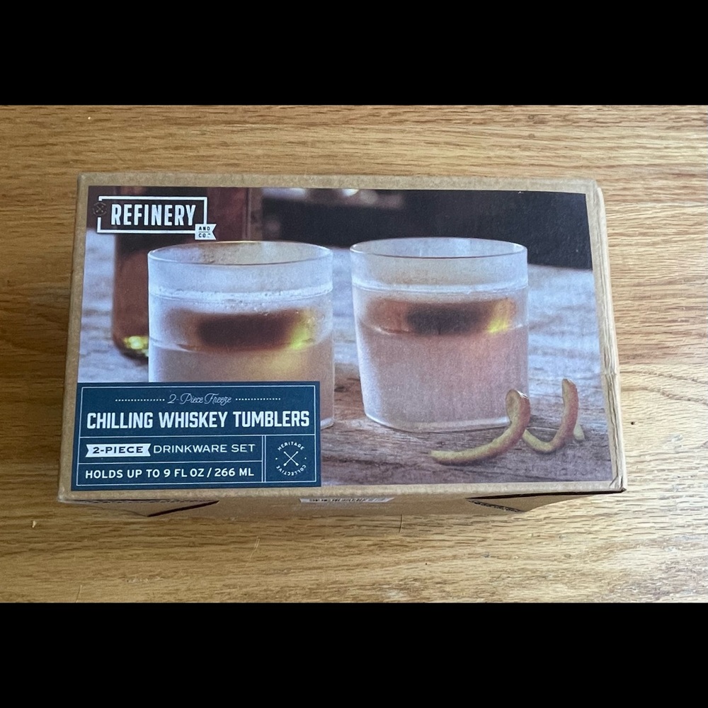 NIB Refinery Chilling Whiskey Tumblers Drinkware~2PC Set